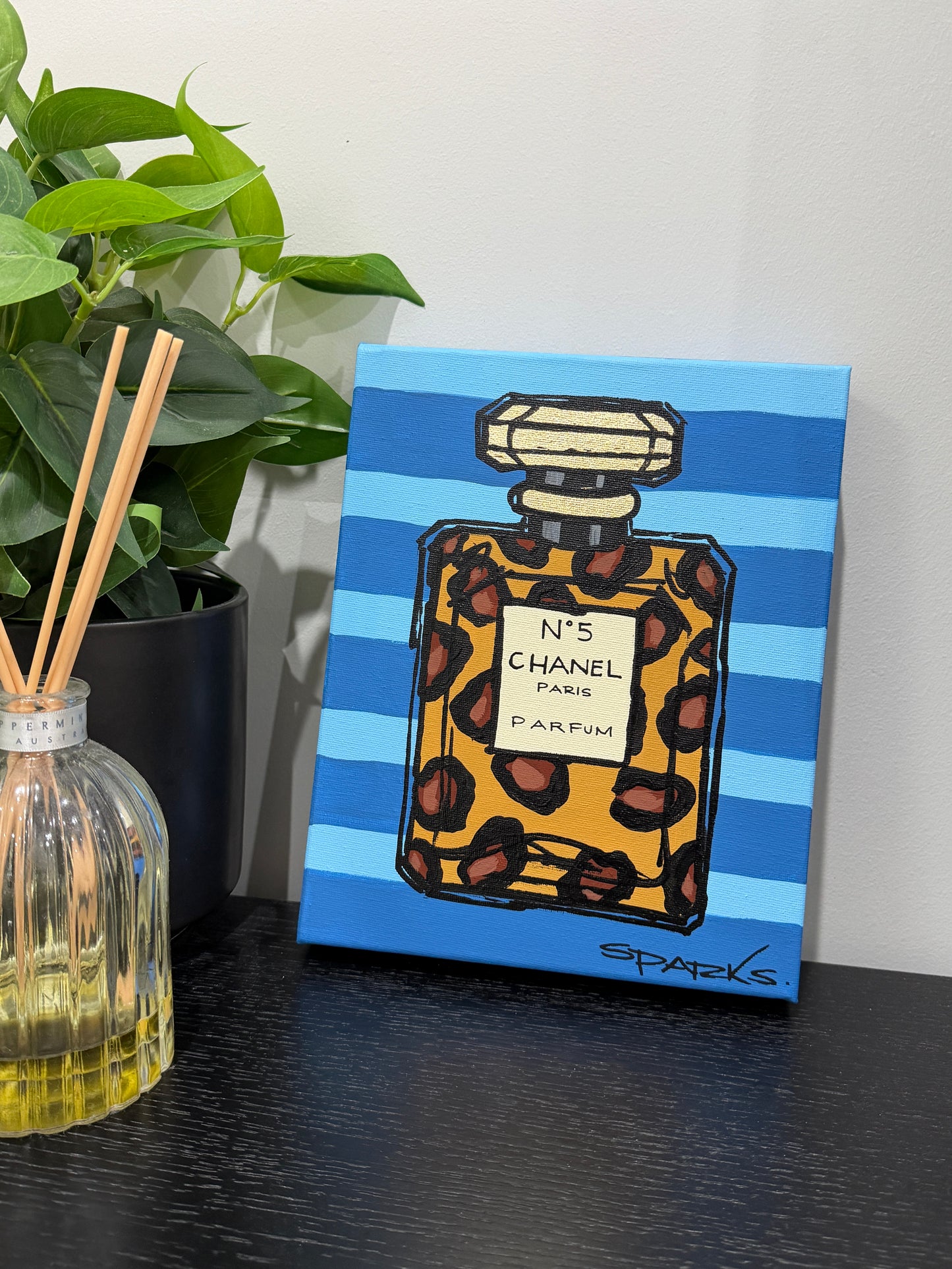 ‘The Playful One’ | 25 x 20cm | Painted edges
